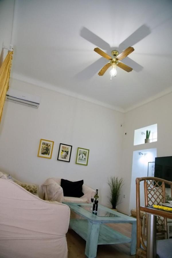 Aroura Homes Garden House 2Br 2Ba Free Parking Atény Exteriér fotografie