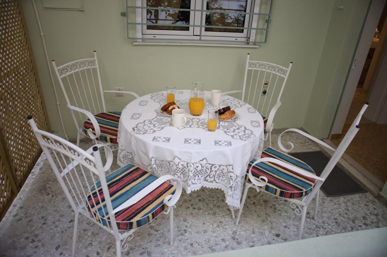 Aroura Homes Garden House 2Br 2Ba Free Parking Atény Exteriér fotografie